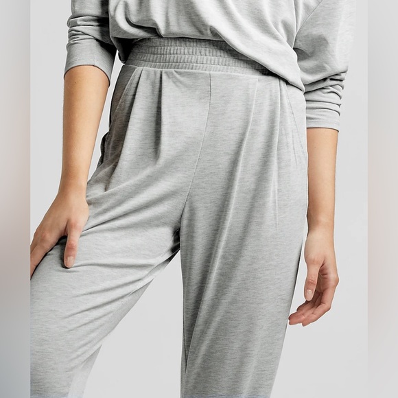 Express Joggers - Picture 1 of 6